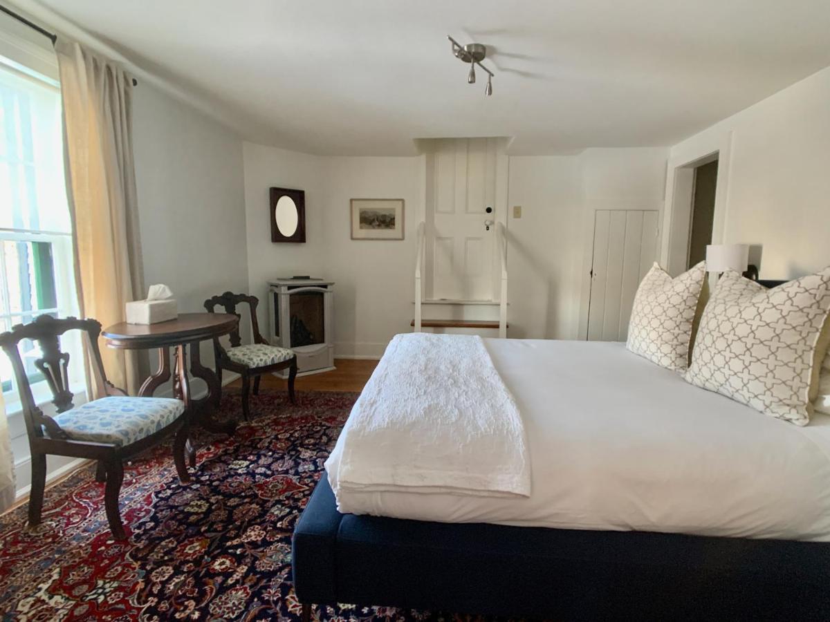 Woodbourne Inn Niagara-on-the-Lake Exteriör bild